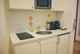 Jl Apartments