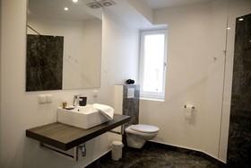 Kimi Apartments