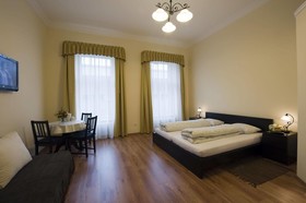 K&T Boardinghouse