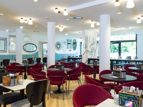 Holiday Inn - the niu, Franz Vienna