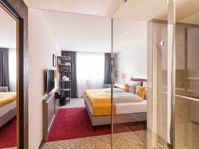 Holiday Inn - the niu, Franz Vienna