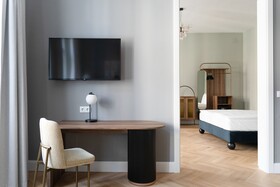 Numa Vienna Terra