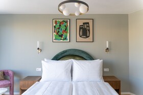 Numa Vienna Terra