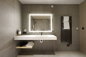 Numa Vienna Wood