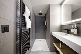 Numa Vienna Wood