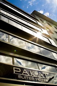 Pakat Suites