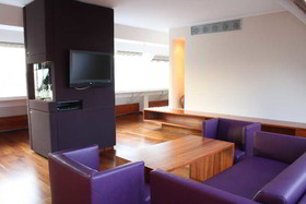 Pakat Suites