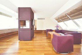 Pakat Suites