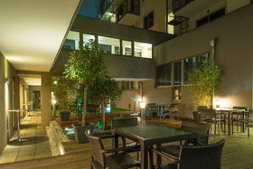 Pakat Suites