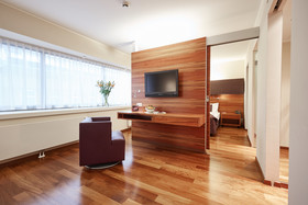 Pakat Suites