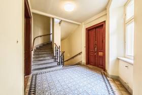 Palais Joseph Apartments