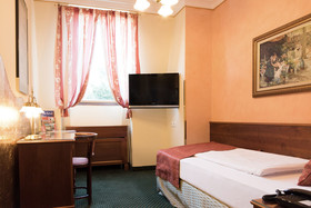 hideauts hotels Villa R