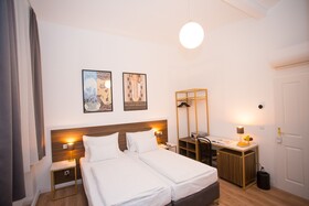 Pension Central