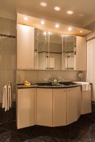 PuzzleHotel - Apartments Zentrum II
