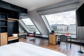 Radisson RED Vienna
