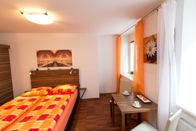 Royal Living Apartments
