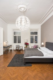 Senator Suite Stephansplatz by Welcome2vienna
