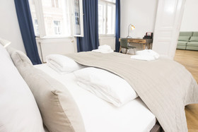 Senator Suite Stephansplatz by Welcome2vienna