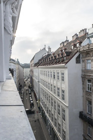 Senator Suite Stephansplatz by Welcome2vienna