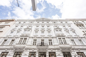 Senator Suite Stephansplatz by Welcome2vienna