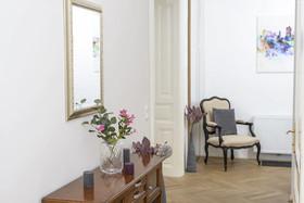 Senator Suite Stephansplatz by Welcome2vienna