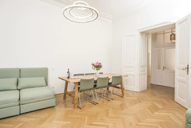 Senator Suite Stephansplatz by Welcome2vienna