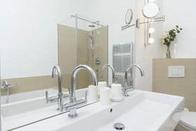 Senator Suite Stephansplatz by Welcome2vienna