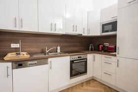 Senator Suite Stephansplatz by Welcome2vienna