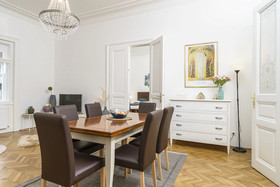 Senator Suite Stephansplatz by Welcome2vienna