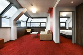 SIMM's Hotel