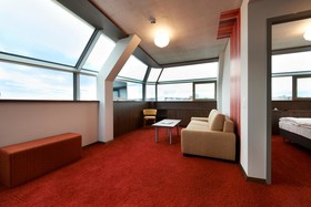 SIMM's Hotel