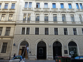 Sobieski Apartments