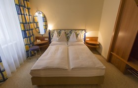Starlight Suiten Hotel Renngasse