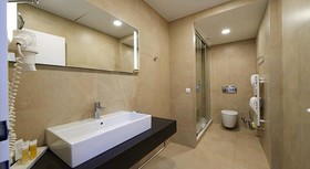 Starlight Suiten Hotel Renngasse