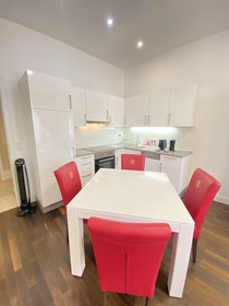 Steiner Residences - House Augarten