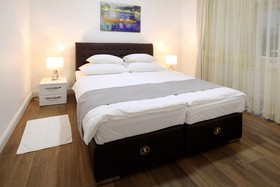 Steiner Residences - House Augarten