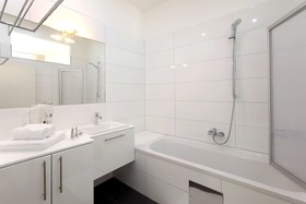 Steiner Residences - House Augarten