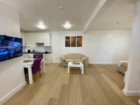Steiner Residences Vorgartenstrasse