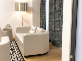 Street Living Hotel
