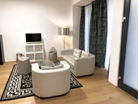 Street Living Hotel