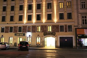 Suite Hotel 900m zur Oper