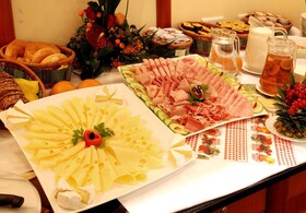 Suite Hotel 900m zur Oper