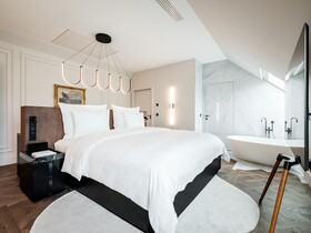 The Amauris Hotel