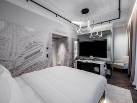 The Amauris Hotel