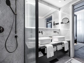 The Amauris Hotel