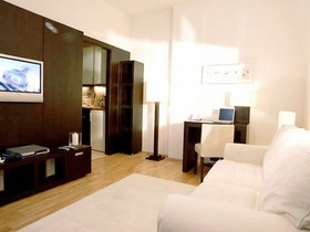The Levante Laudon