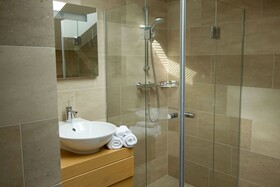 Vienna Suites