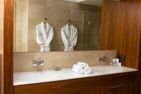 Vienna Suites