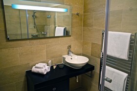 Vienna Suites