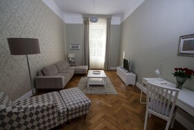 Vienna Suites